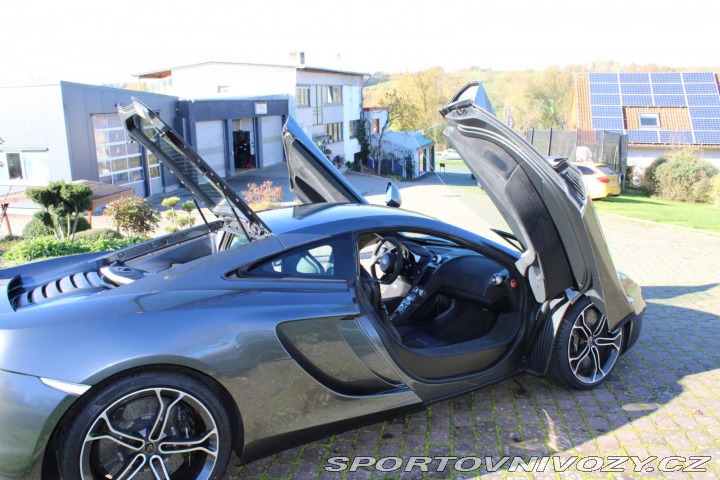 McLaren 12C MP4-12C 2012