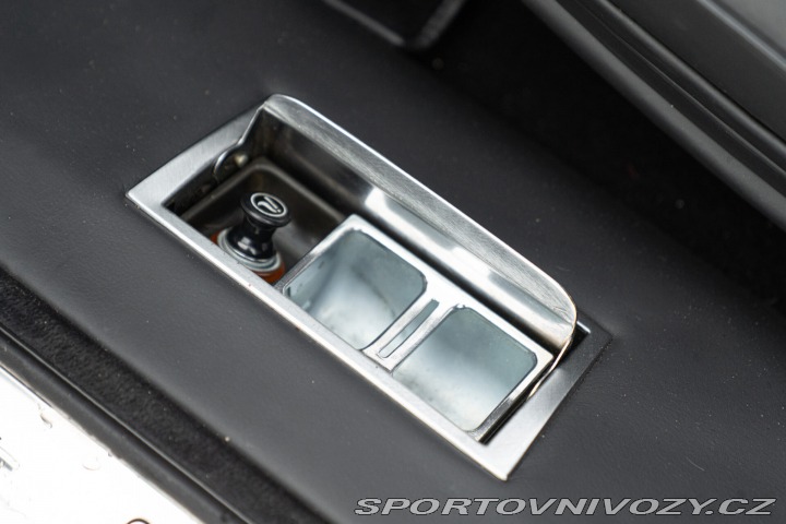 Ferrari 512 BBi 1982