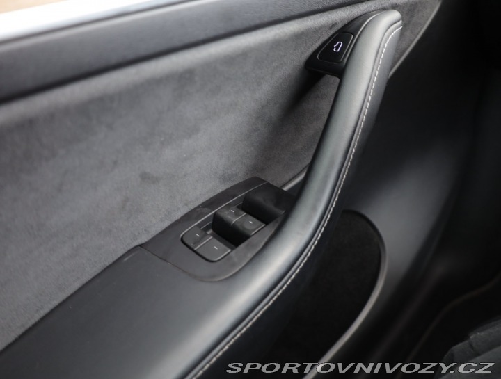 Tesla Model Y RWD LFP 60kWh 2023