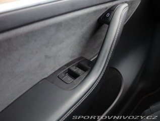 Tesla Model Y RWD LFP 60kWh 2023