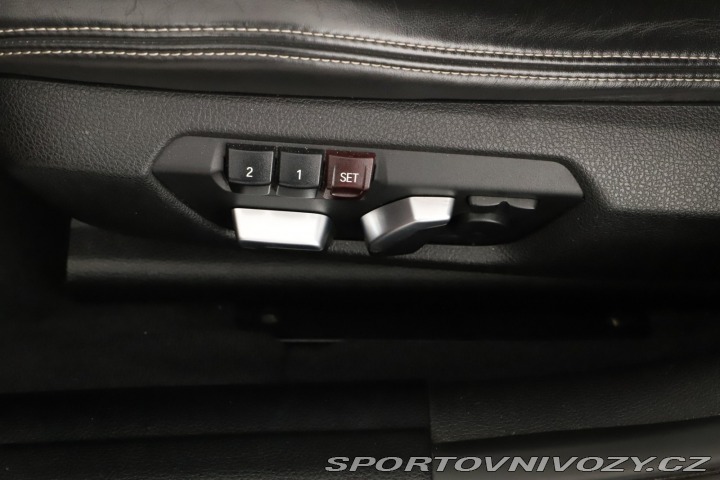 BMW 3 M Sport 330 d xDrive 2016