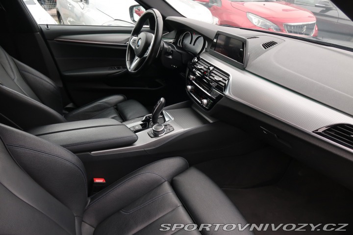 BMW 5 M Sport 540i xDrive 2019