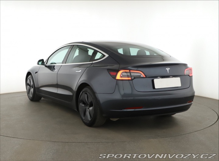 Tesla Model 3 Std Range Plus 52kWh 2019