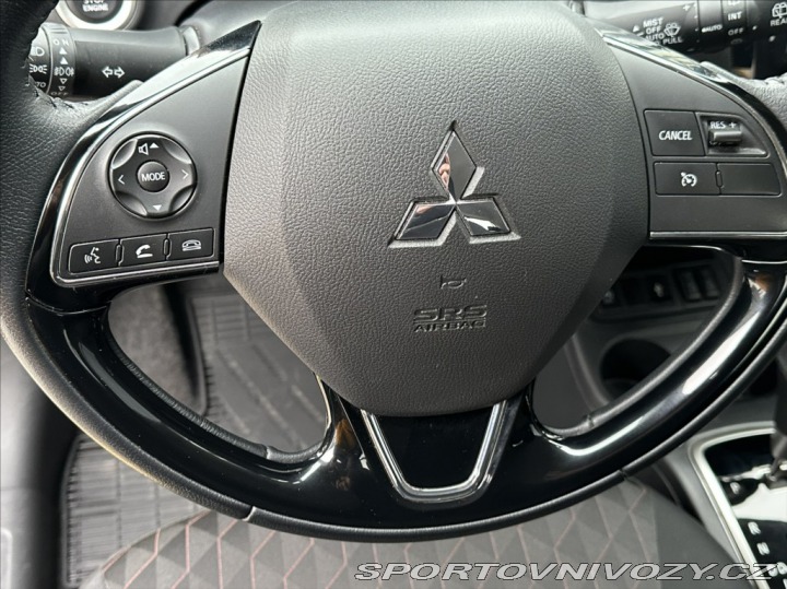Mitsubishi Ostatní modely Space Star 1,2 71PS Intense A/T 2021