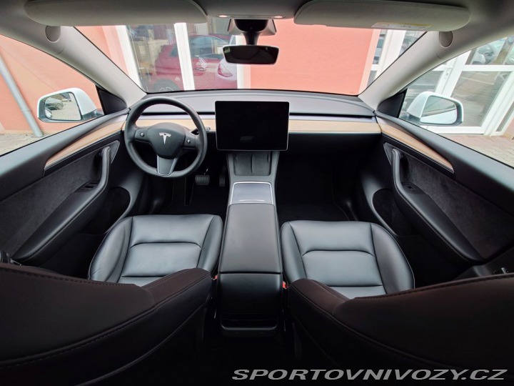 Tesla Model Y L.R. 378kW SOH 92% FSD PR 2022