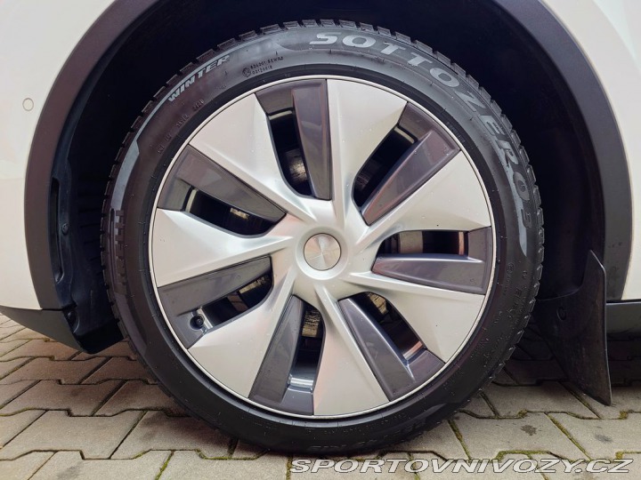 Tesla Model Y L.R. 378kW SOH 92% FSD PR 2022