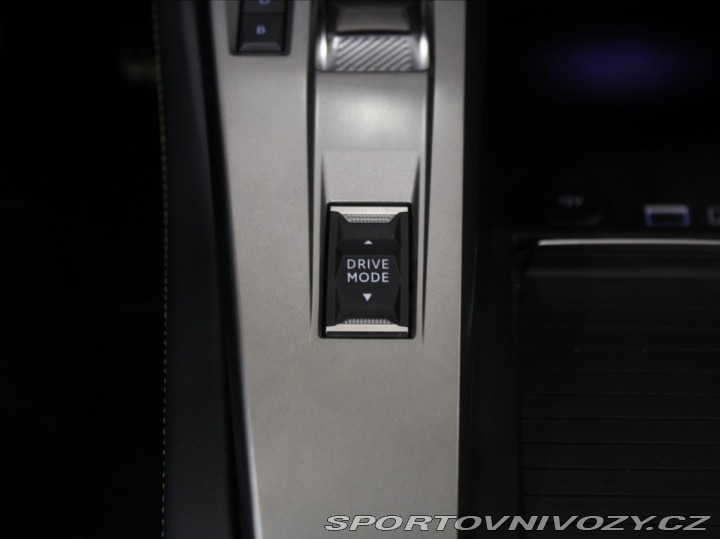 Peugeot Ostatní modely 408 1,6 PHEV 225k. GT-line 12 2024