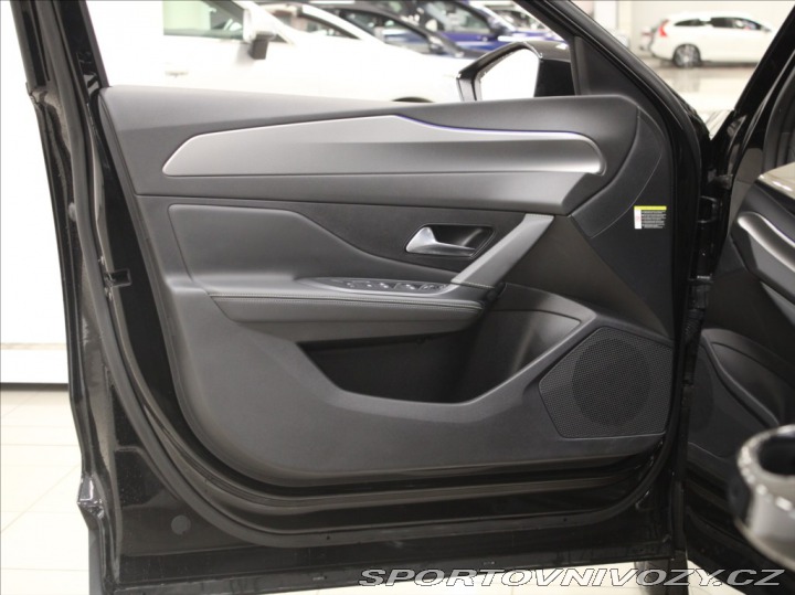 Peugeot Ostatní modely 408 1,6 PHEV 225k. GT-line 12 2024