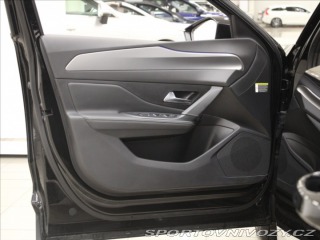 Peugeot Ostatní modely 408 1,6 PHEV 225k. GT-line 12 2024