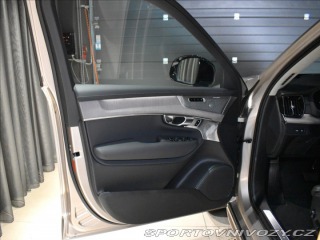 Volvo Ostatní modely XC90 2,0 T8  Ultra Dark 1800