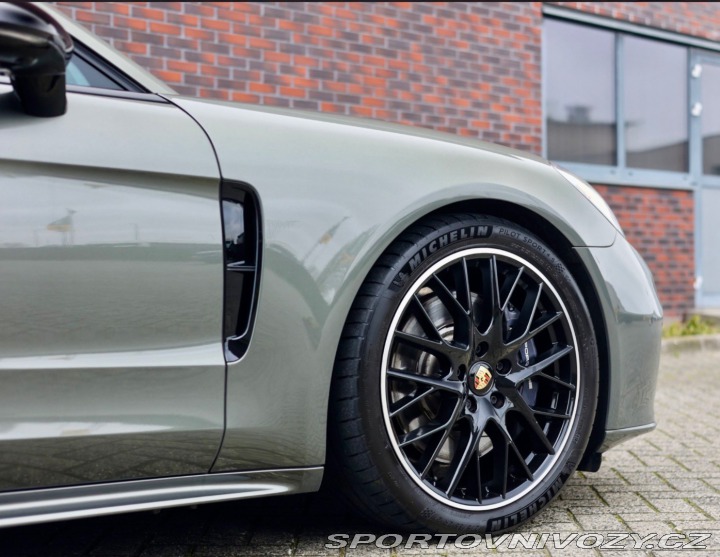 Porsche Ostatní modely Panamera Sport Turismo  2-9 V6 4 E-Hybrid 340KW 2023