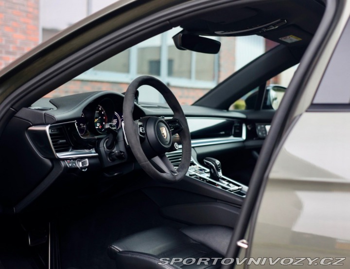 Porsche Ostatní modely Panamera Sport Turismo  2-9 V6 4 E-Hybrid 340KW 2023