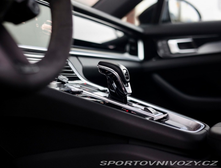 Porsche Ostatní modely Panamera Sport Turismo  2-9 V6 4 E-Hybrid 340KW 2023