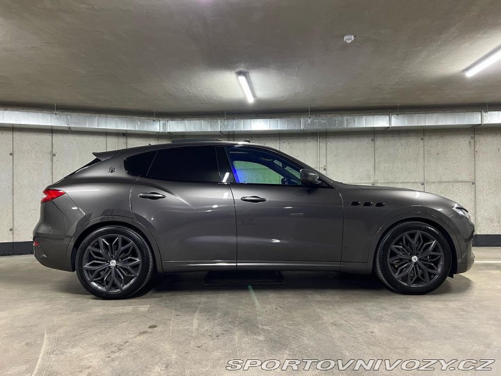 Maserati Levante SQ4 2018