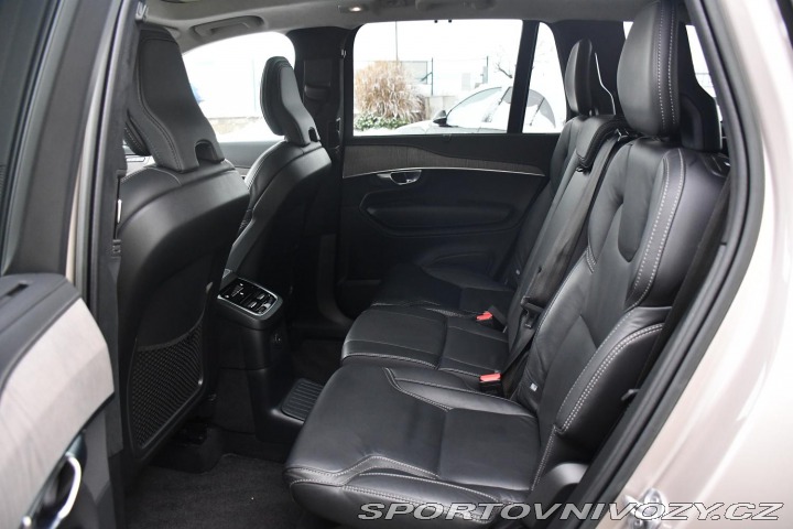Volvo Ostatní modely XC90 T8 REZERVACE 2022