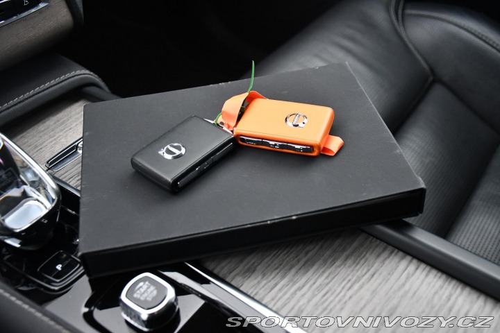 Volvo Ostatní modely XC90 T8 ULTIMATE BRIGHT 2022