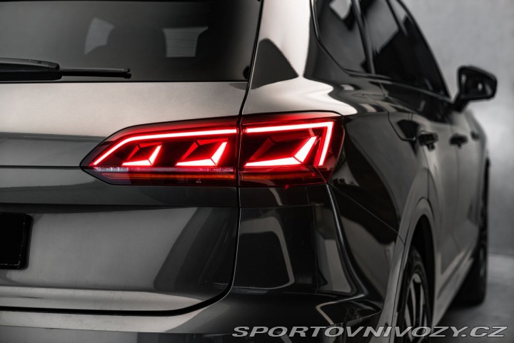 Volkswagen Ostatní modely Touareg 4,0TDI V8 4M IQ Masáže Pa 2020