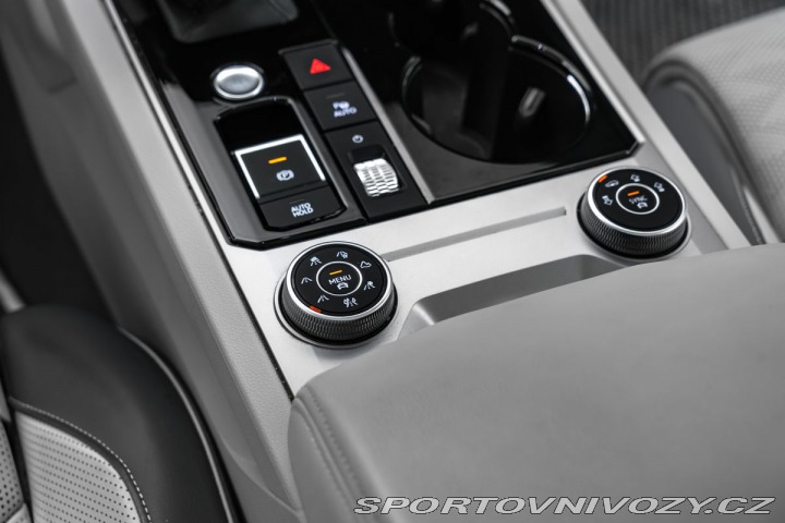 Volkswagen Ostatní modely Touareg 4,0TDI V8 4M IQ Masáže Pa 2020