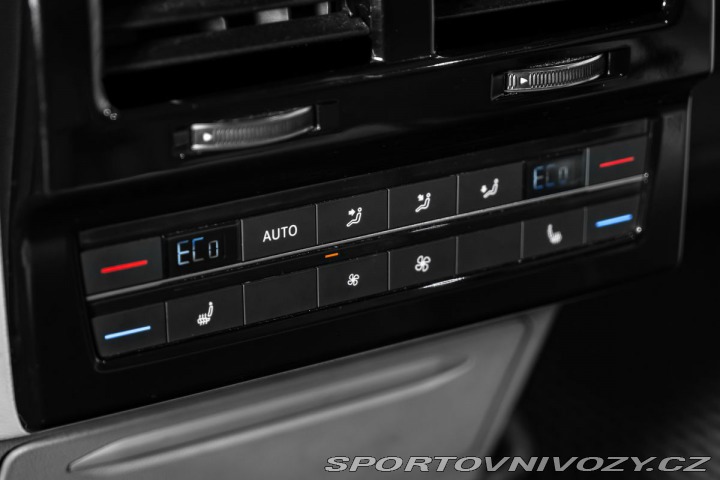 Volkswagen Ostatní modely Touareg 4,0TDI V8 4M IQ Masáže Pa 2020