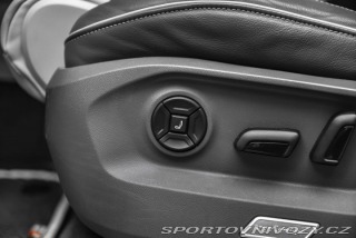 Volkswagen Ostatní modely Touareg 4,0TDI V8 4M IQ Masáže Pa 2020