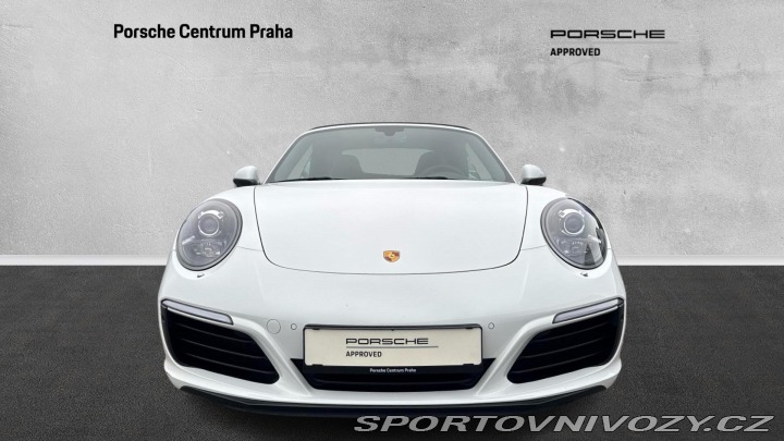 Porsche 911 Carrera Cabriolet 2016