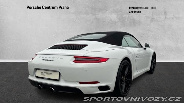 Porsche 911 Carrera Cabriolet 2016