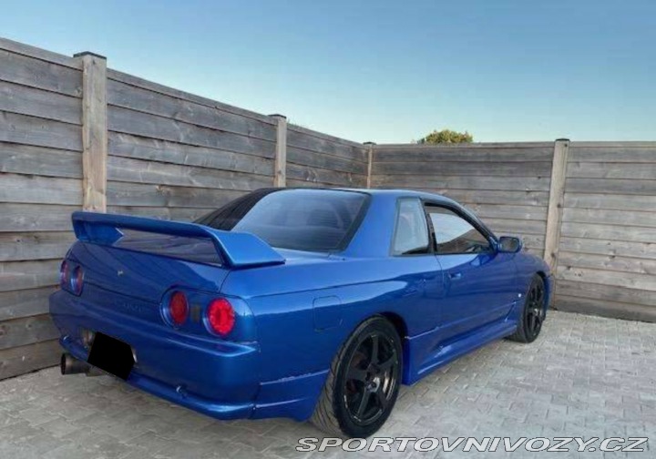 Nissan Skyline R32 GTST 1992