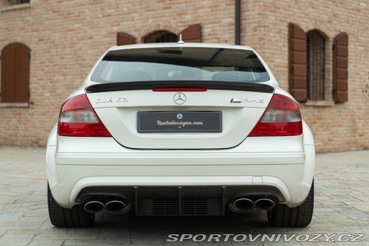 Mercedes-Benz CLK 63 AMG BLACK SERIES 2010