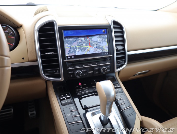 Porsche Cayenne S 2012