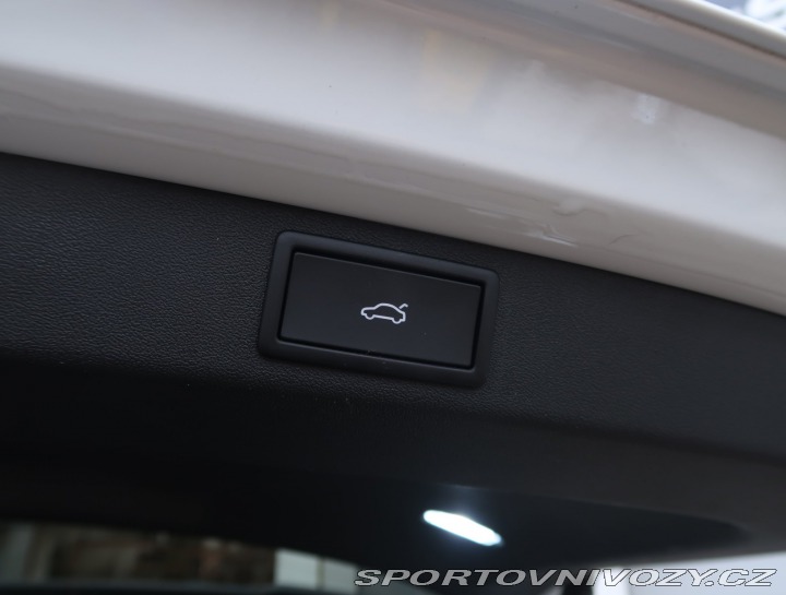 Škoda Elroq 85 (82 kWh) 2025