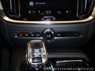 Volvo S60 2,0 T8 AWD 455koní Ultima 2024