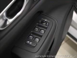 Volvo S60 2,0 T8 AWD 455koní Ultima 2024