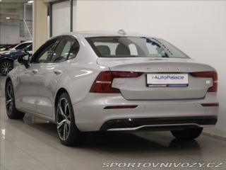 Volvo S60 2,0 T8 AWD 455koní Ultima 2024