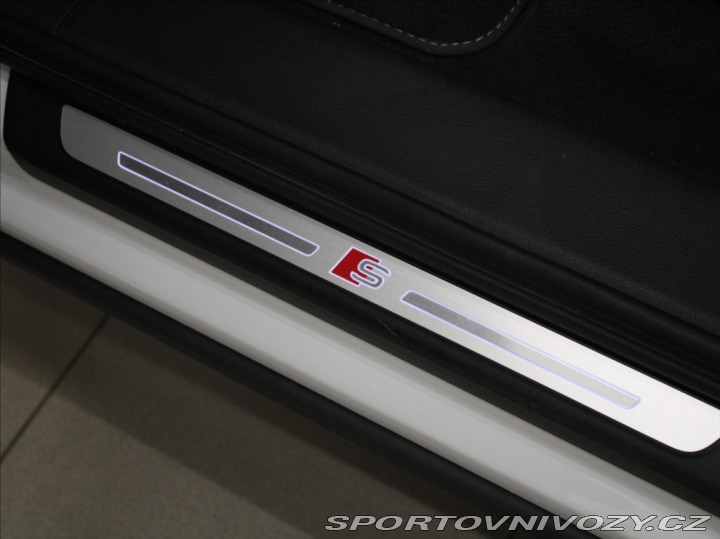 Audi Ostatní modely Q7 3,0 55TFSI S-line Matrix 2022