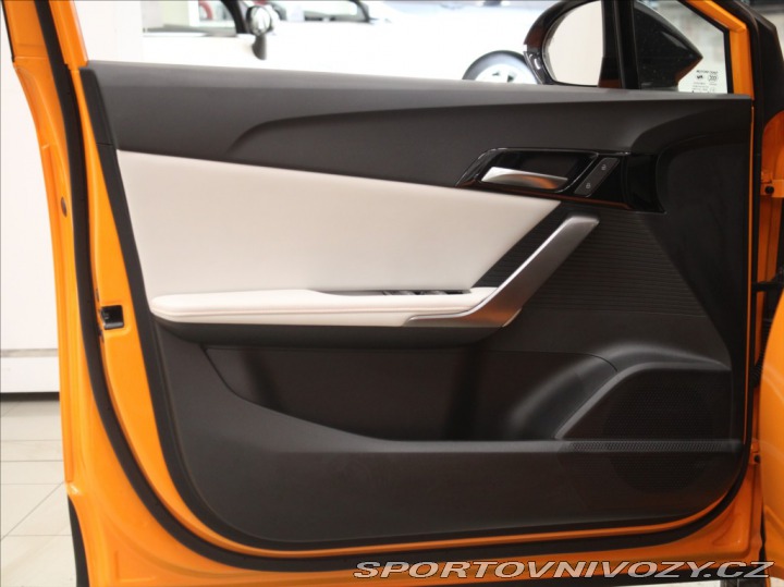 MG Ostatní modely MG4 0,1 180kW 77kWh Exclusive 2025