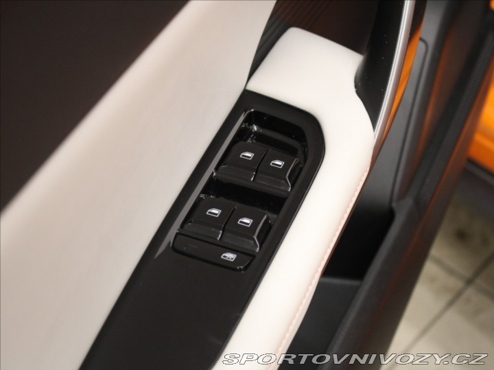 MG Ostatní modely MG4 0,1 180kW 77kWh Exclusive 2025