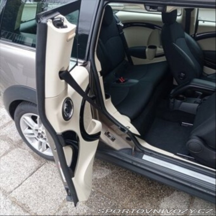 Mini Clubman 1,6   Cooper 2012