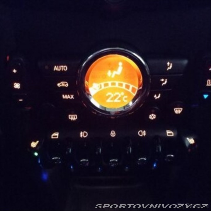 Mini Clubman 1,6   Cooper 2012