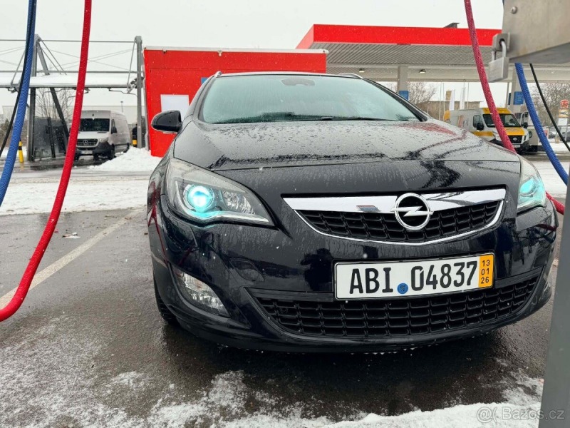 Opel Astra 2,0   J sportes tovrer