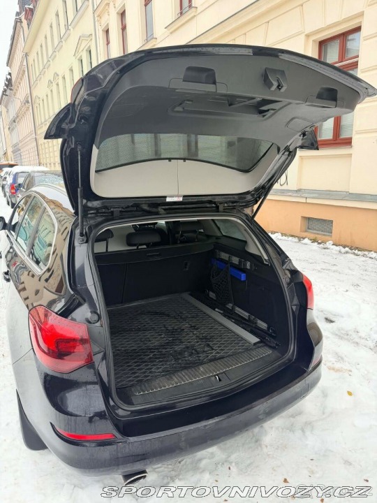 Opel Astra 2,0   J sportes tovrer 2011