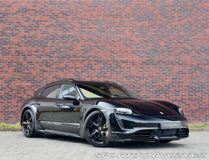 Porsche Taycan Turbo S | PDCC - Pasažie 2023