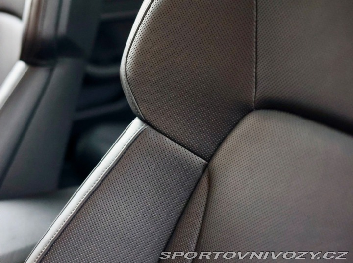 Porsche Taycan Turbo S | PDCC - Pasažie 2023