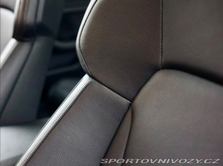 Porsche Taycan Turbo S | PDCC - Pasažie 2023