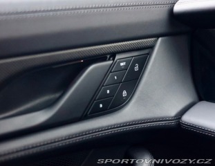 Porsche Taycan Turbo S | PDCC - Pasažie 2023