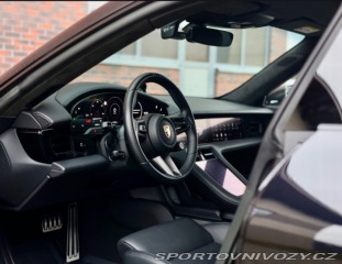 Porsche Taycan Turbo S | PDCC - Pasažie 2023