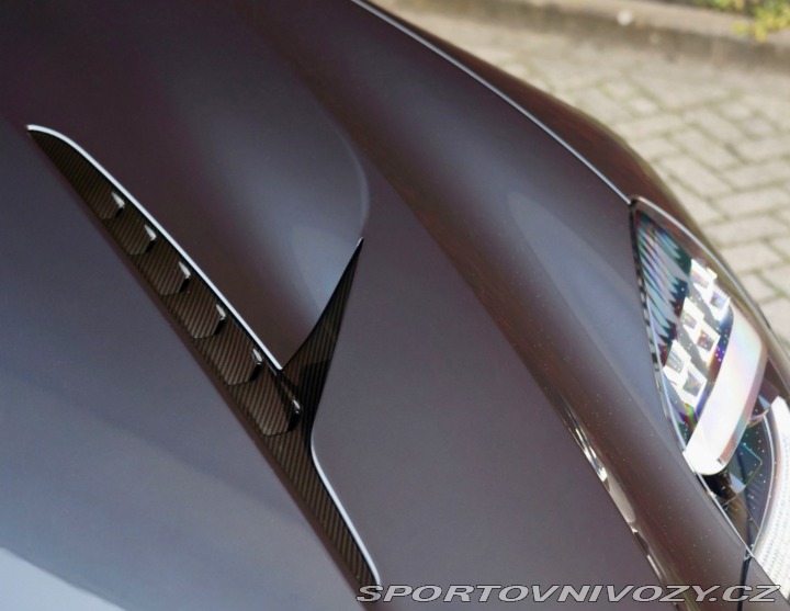 Aston Martin Vanquish 5.2 V12 | Nový model - Q 2024