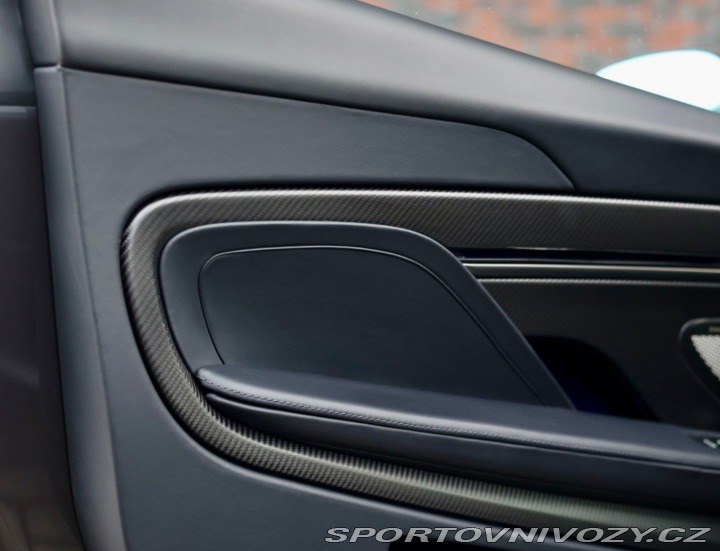 Aston Martin Vanquish 5.2 V12 | Nový model - Q 2024