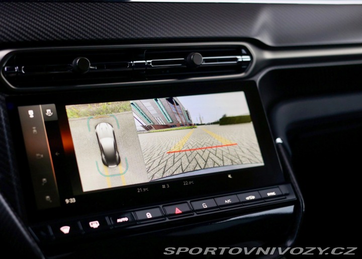 Aston Martin Vanquish 5.2 V12 | Nový model - Q 2024