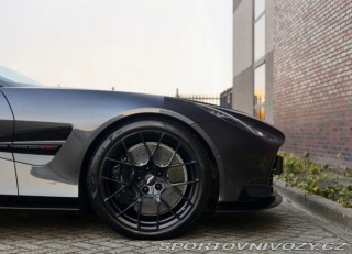 Aston Martin Vanquish 5.2 V12 | Nový model - Q 2024