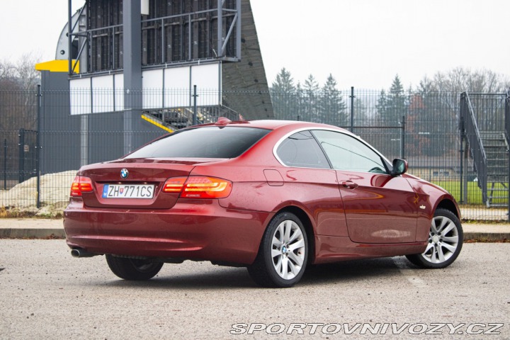BMW 3 Coupé  320d xDrive / AJ N 2012